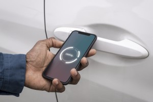 Заряжайся без границ: обзор работающих приложений для зарядки электромобилей в Беларуси
